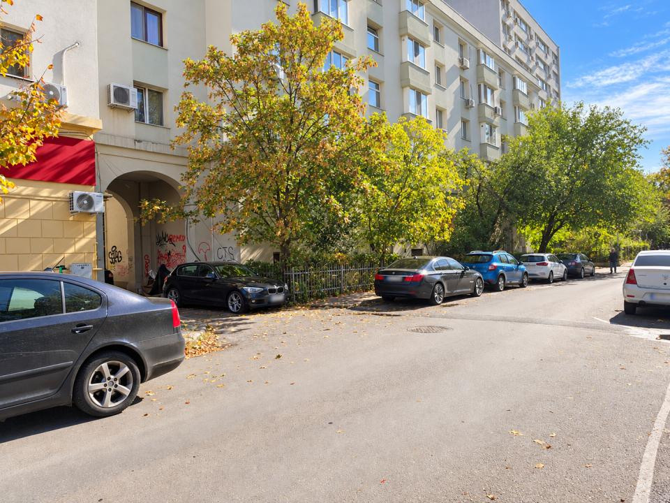 Basarabia – Arena Nationala | Spatiu comercial inchiriat, 239 mp