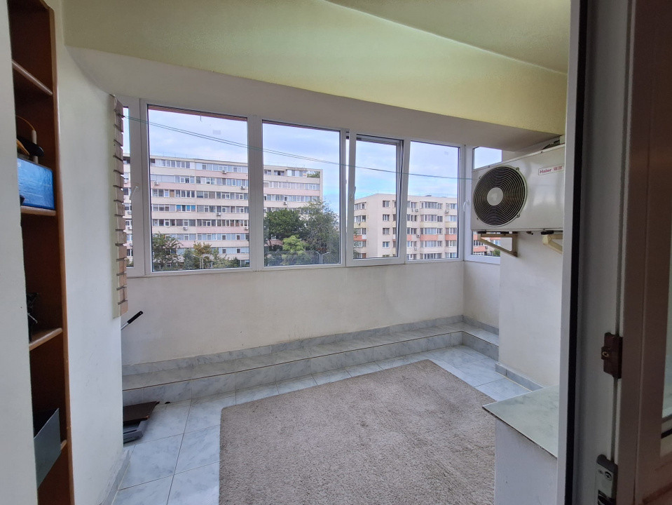 Stefan cel Mare-Lizeanu apartament 4 camere birou 95 mp