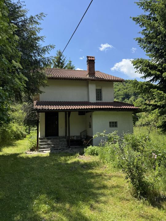 Lunca Gârtii – 20 km de Câmpulung. Casă+Teren 3500 mp