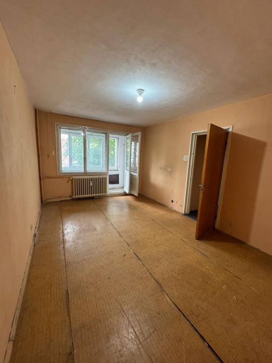 Trapezului – str. Becatei, 2 camere, 52 mp.  