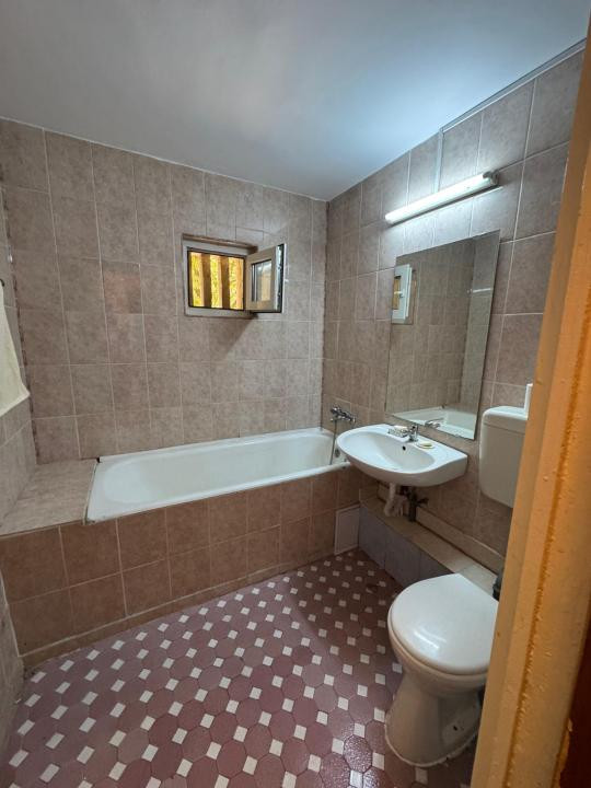 Panduri-13 Septembrie apartament 4 camere birou 95 mp